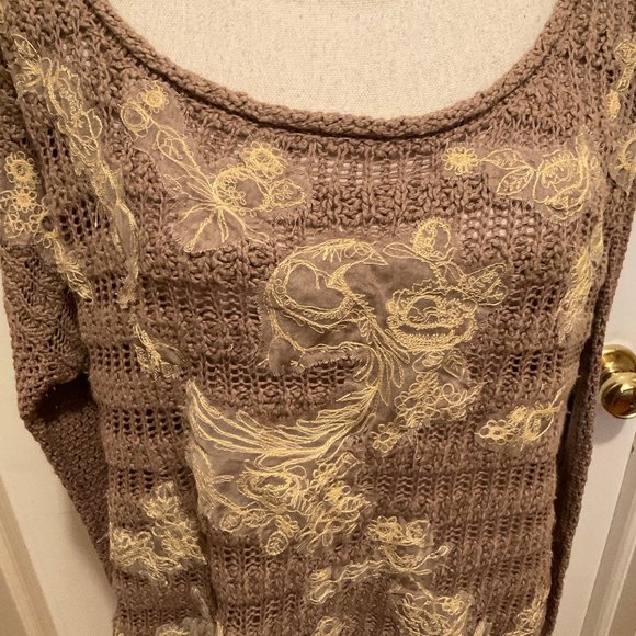 Free People Sweater M Brown Yellow Taupe Applique Long Sleeve Semi-Open Eave NWT - Picture 4 of 11